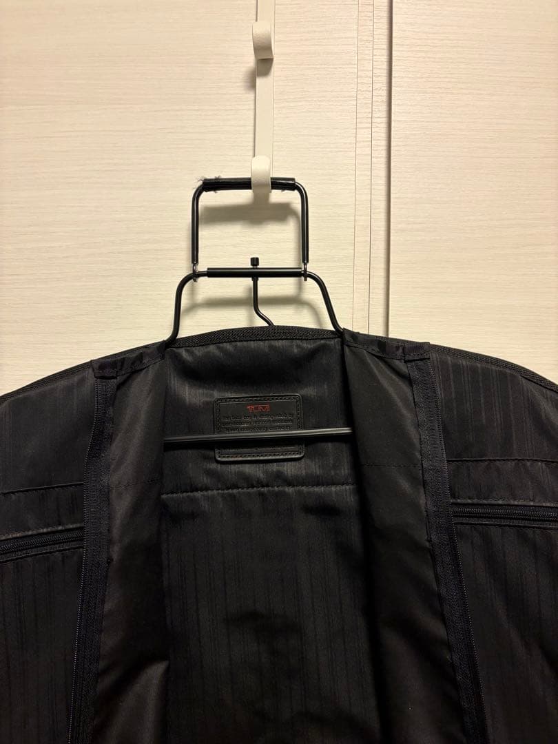 TUMI ブラック ガーメントバッグ ナイロン製