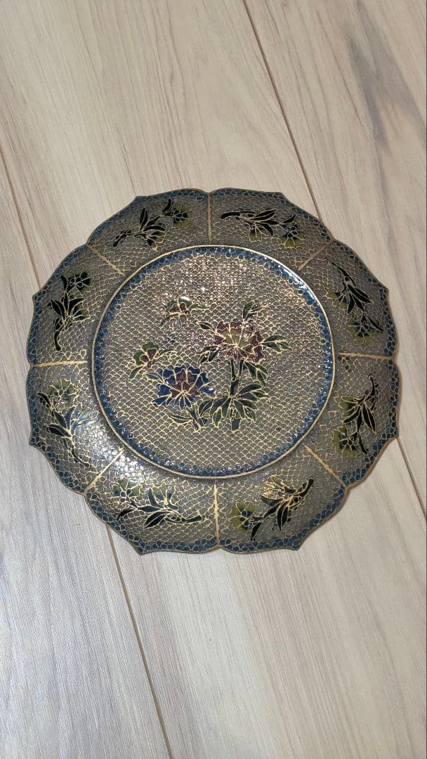 中国美術　七宝　ガラス　美品　八角　皿　パワーアイテム　骨董 アンティーク　蓮