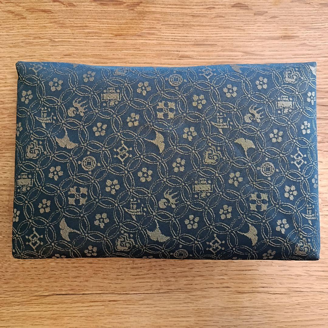 龍村美術織物◇宗薫手銀杏文緞子　数寄屋袋