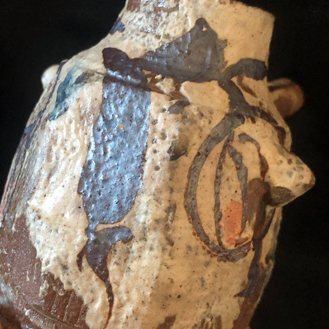 美しい古美術◼️蔵から美しく可愛い果物の描かれた作家物の水差し？が出て来ました。