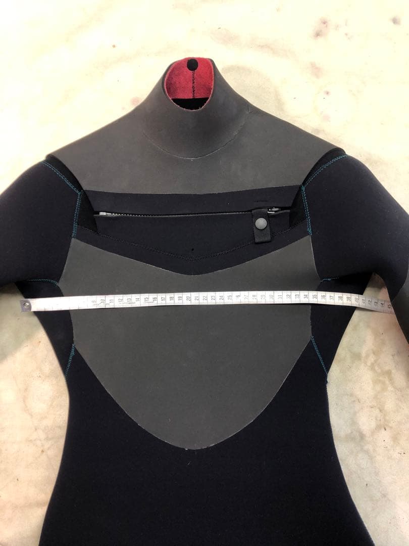 レディースセミドライスーツ3ミリ　ノーブランド