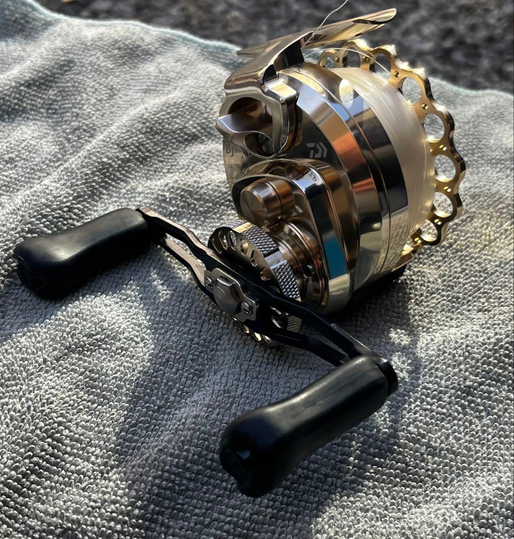 【美品】Daiwa／25BJIKADA／BJイカダ65／右巻