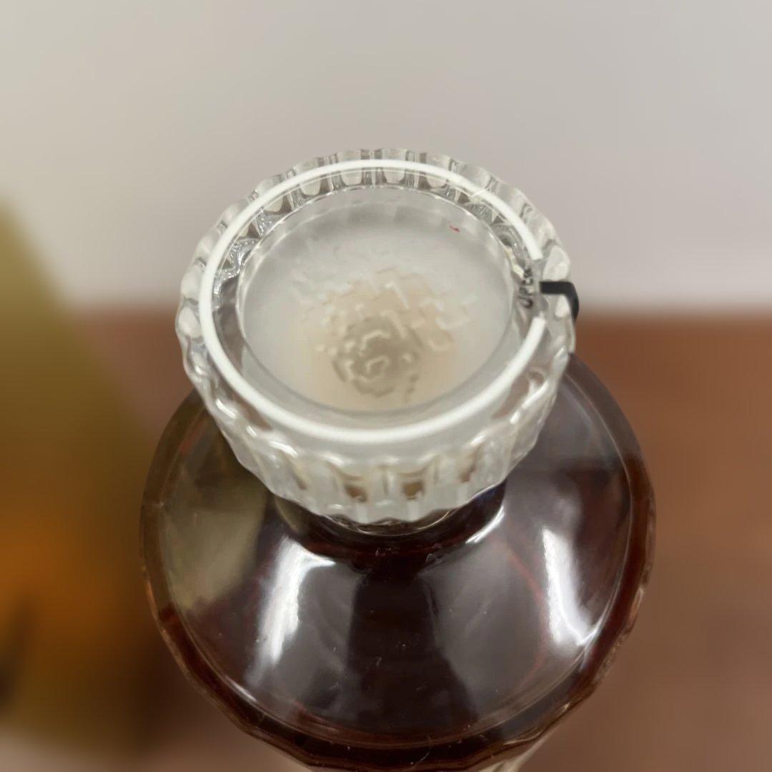 サントリーウイスキー　響17年　箱付き　未開栓