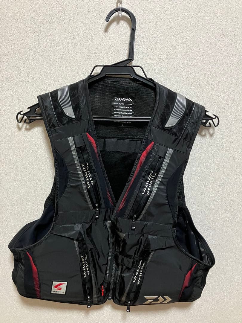 DAIWA SPECIAL 鮎ベスト黒サイズL