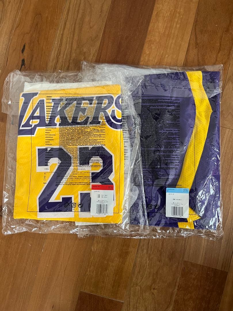 Nike Lakers 23 ユニフォーム