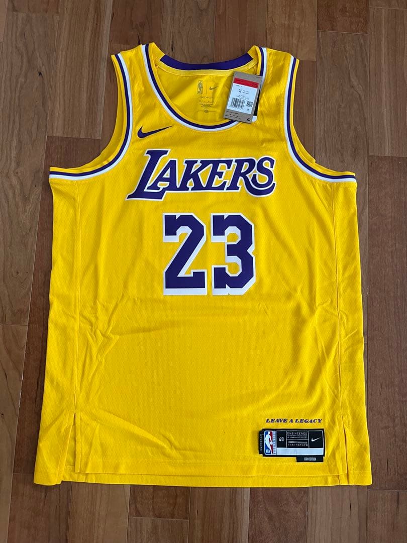 Nike Lakers 23 ユニフォーム