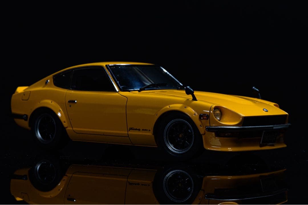 プラモデル1/24完成品　タミヤ1/24フェアレディ240Z