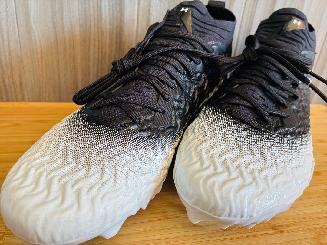 ⭐︎希少未使用⭐︎UNDER ARMOUR SPOTLIGHT PRO 2025 黒