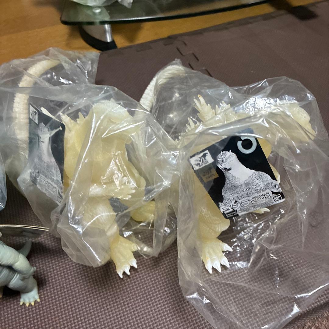 ⭐︎新品タグ付ムービーモンスターシリーズミニラ、ゴジララドン、モスラ劇場限定ゴジラ