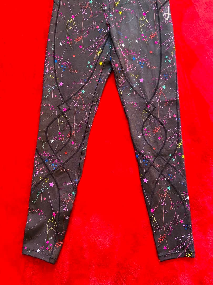 未使用　CW-X コンプレッションタイツ　 HZY-129 ワコール