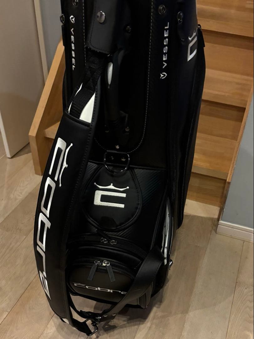 Cobra キャディーバッグ