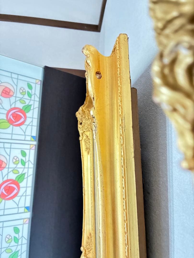 バラの油彩画 金色フレーム付きyoko 作　肉筆サインあり