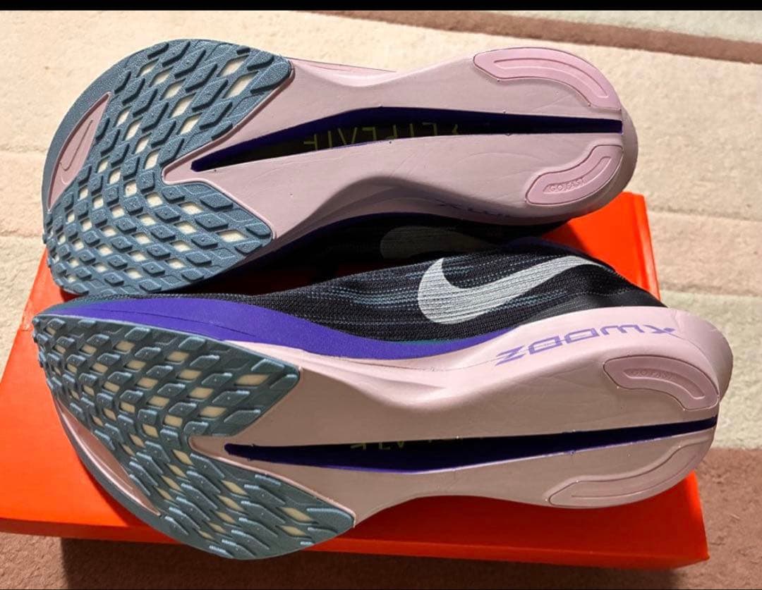 NIKE ストリークフライ2 新品　28㌢