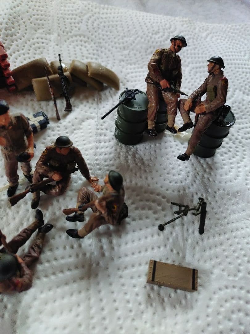 新春セール！ジオラマフランス戦線での英軍車両とバイクフィギュアセット バイシクル