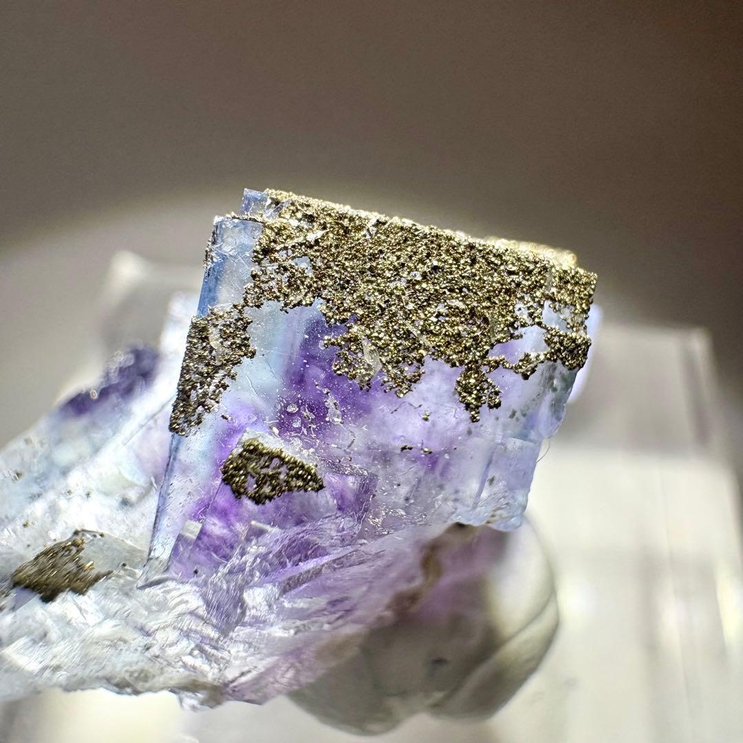 449 中国　ヤオガンシャン産　フローライト&パイライト