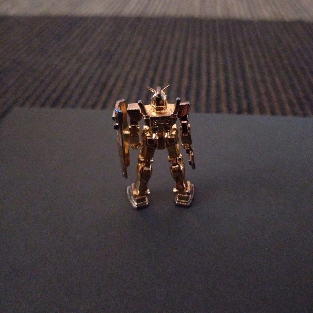 セブンイレブンフェア純金メッキガンダム