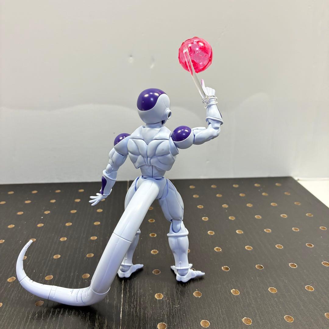 ドラゴンボール　フリーザ　プラモデル　ジャンク