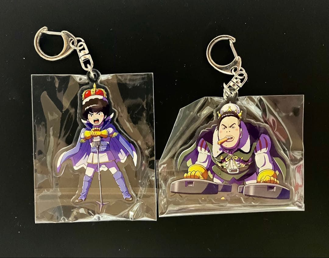 エバース初単独ツアー『それでも、ワインドアップ』アクリルキーホルダー（ルンバ車）