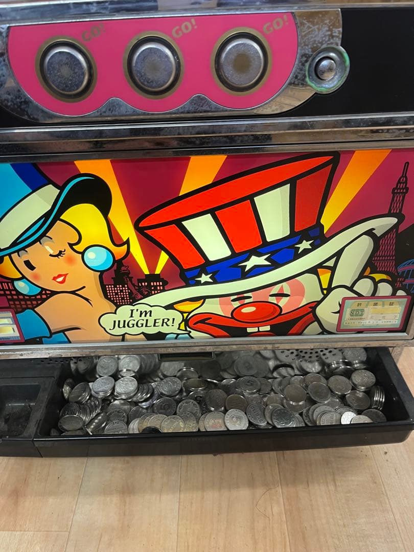 【実機】アイムジャグラー7 5号機　メダル付き　鍵付き　設定キー付き レア