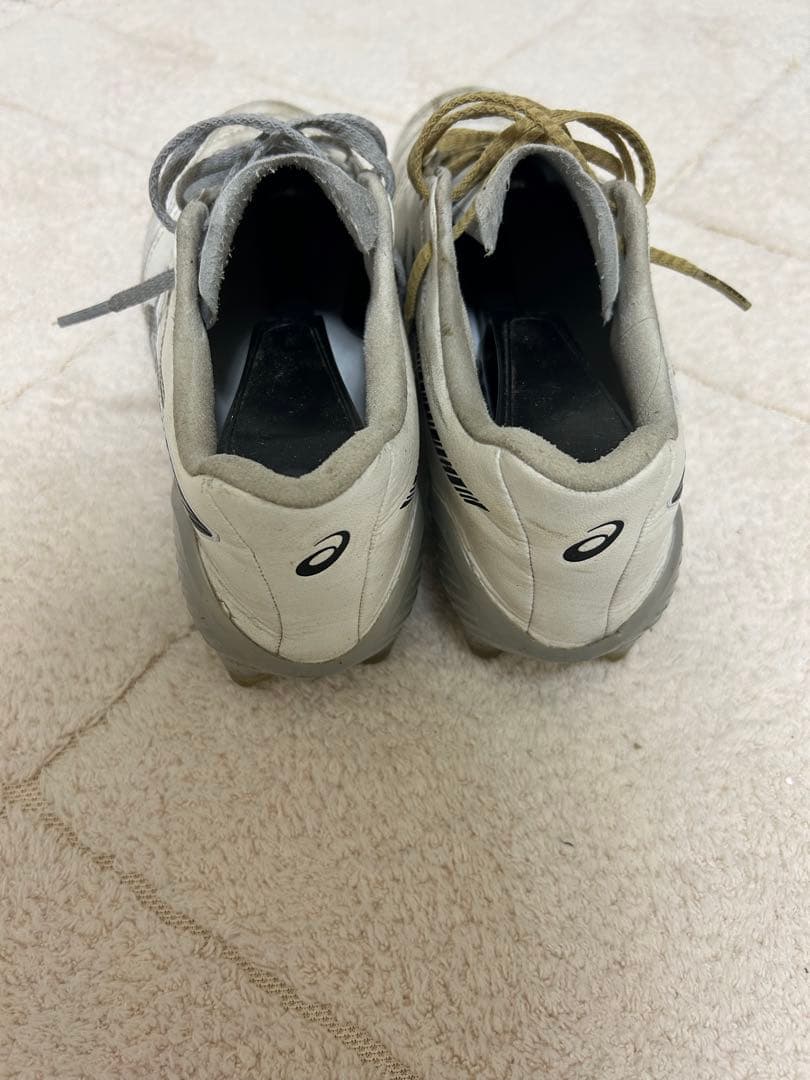 ASICS DS LIGHT X-FLY 6サッカーシューズ ホワイト/ブラック