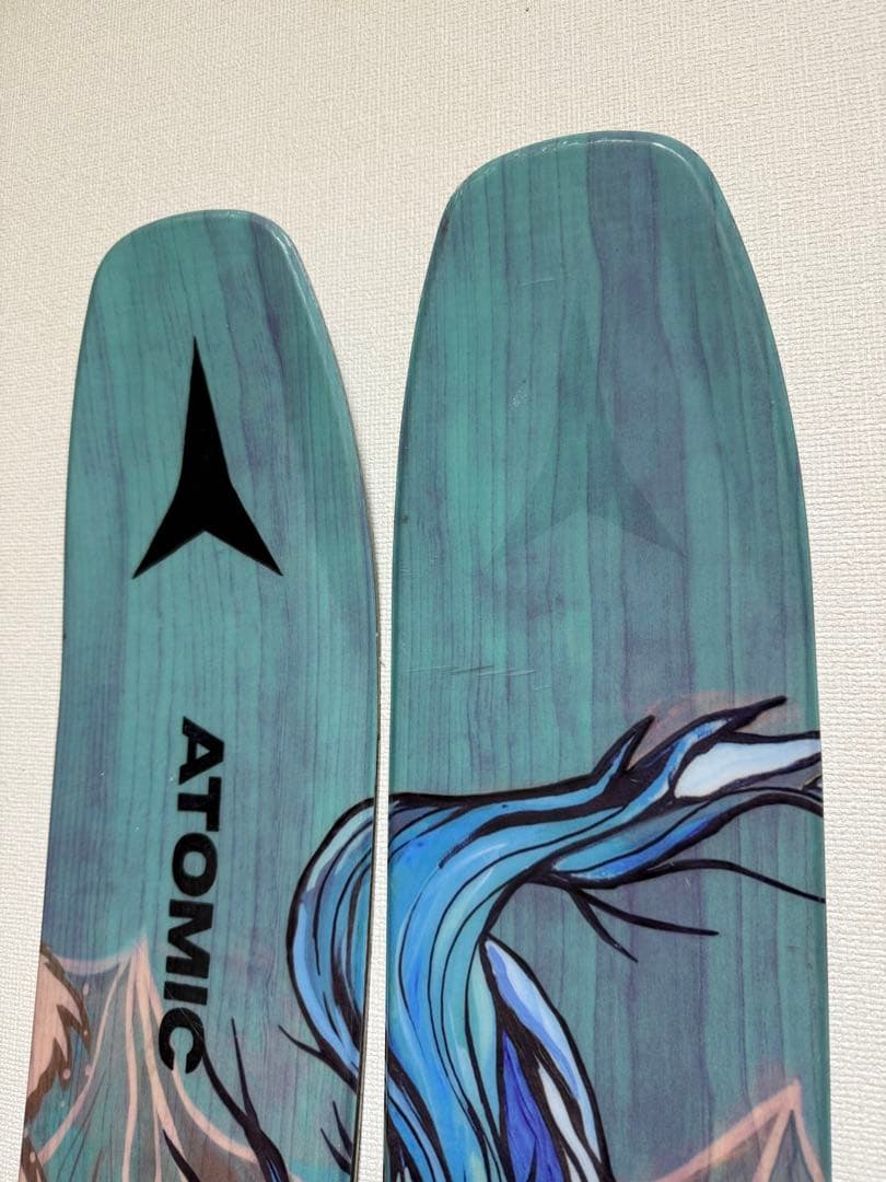 パウダースキー板　ATOMIC BENT 120 184cm