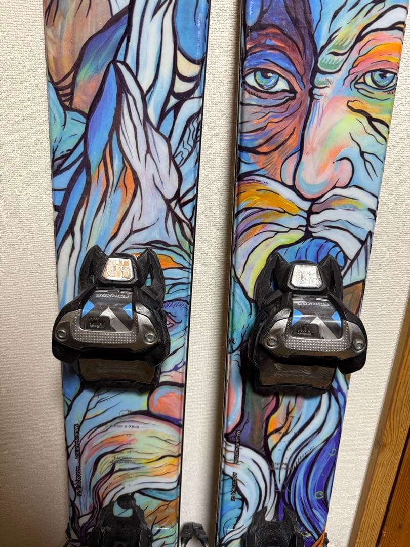 パウダースキー板　ATOMIC BENT 120 184cm