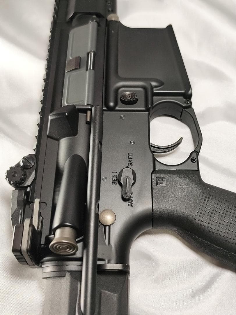 KSC T6 電動ガン バッテリー・充電器・多連装マガジン・パーツ類 セット売り