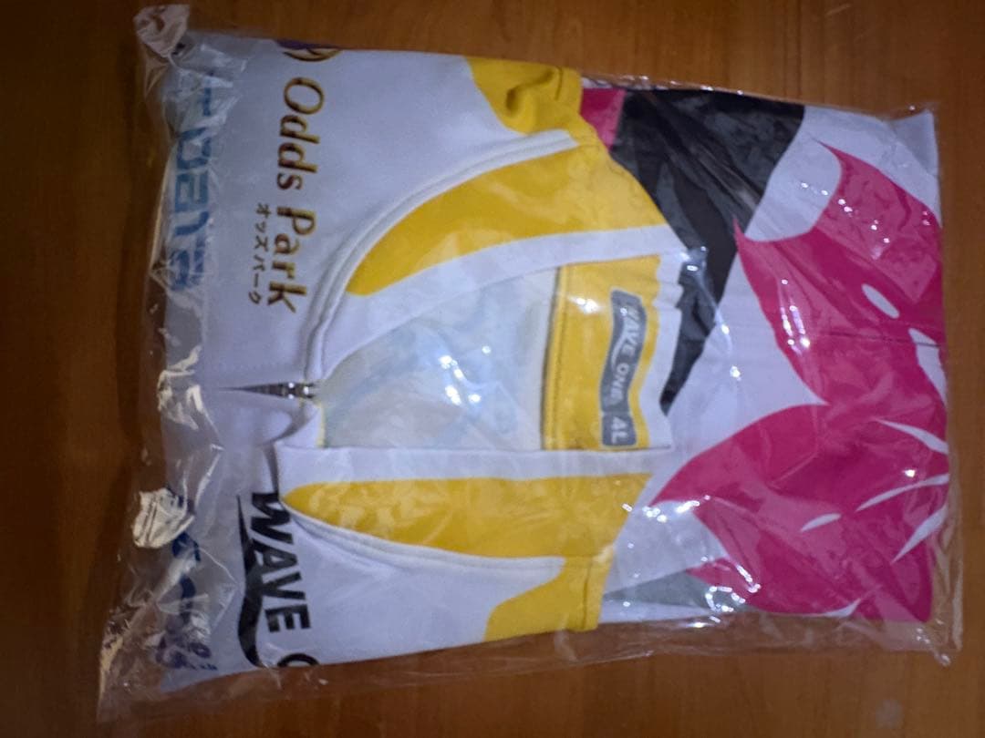 i*s様 河内桜雪選手 サイン入りジャージ（GIRLS KEIRIN、競輪）