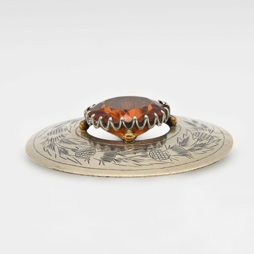 スコットランドのブローチ　キルトの留め具　アザミ模様　s2281