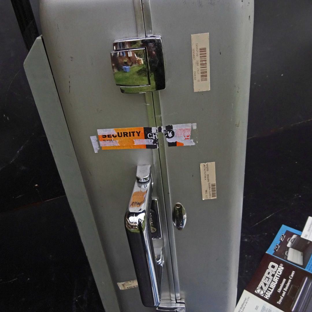 ゼロハリバートンZアルミ2輪機内持ち込みZRDCO-SI ダイヤルキャリーバッグ