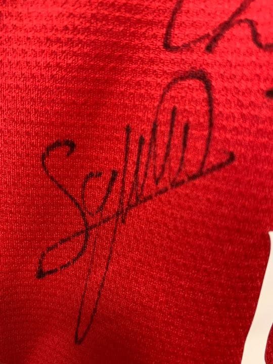 超レア★アーセナル練習参加記念特別サイン入りユニフォーム　（非売品）