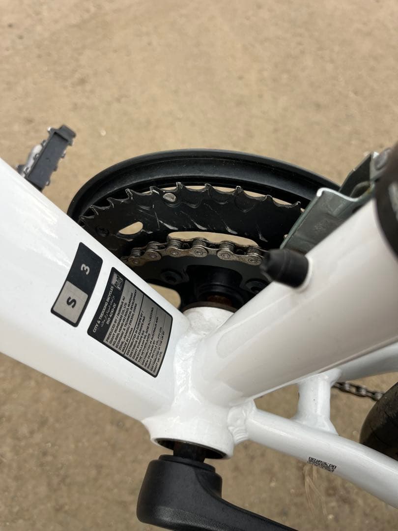 Giant Escape RX ホワイト クロスバイク　譲渡書あり送料無料