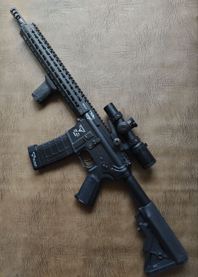 東京マルイ　スタンダード M4 ジョン・ウィック　TR−1風カスタム