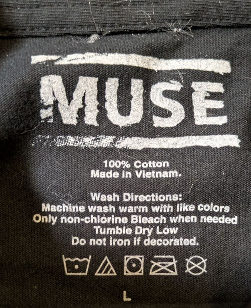 【未着用】MUSE 最新ツアーTシャツ L ツアー日程プリント（オマケ付）