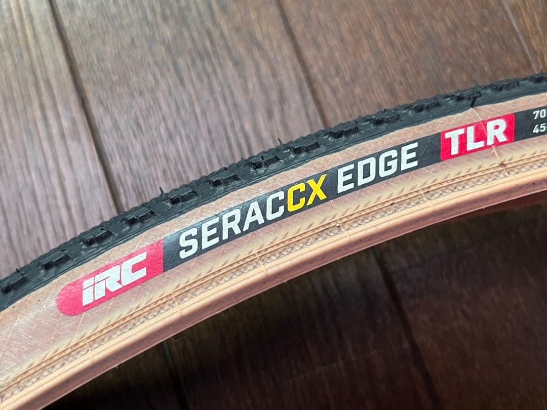 IRC SERAC CX EDGE TLR 32C シクロクロス用 2本セット