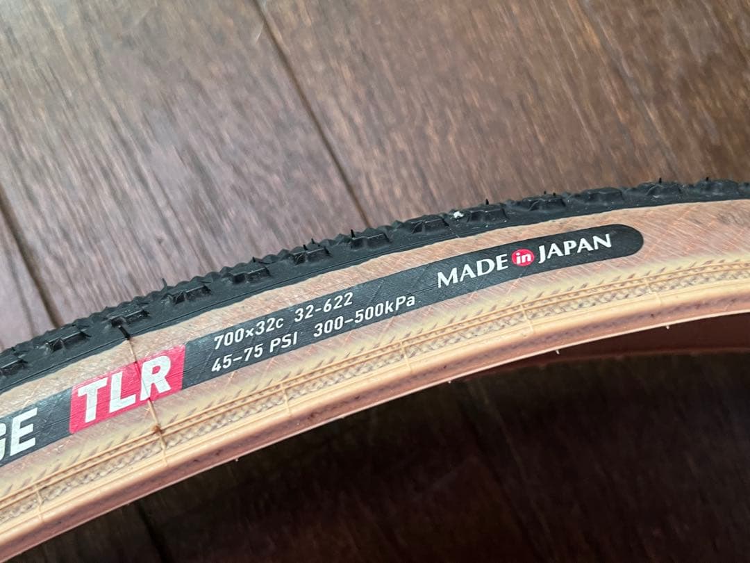 IRC SERAC CX EDGE TLR 32C シクロクロス用 2本セット