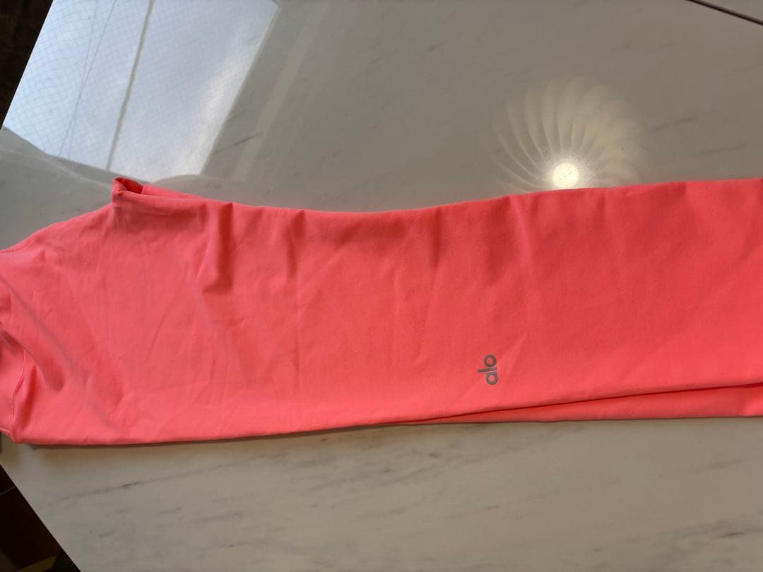 【新品未使用】aloyoga トップス　レギンス　上下セット