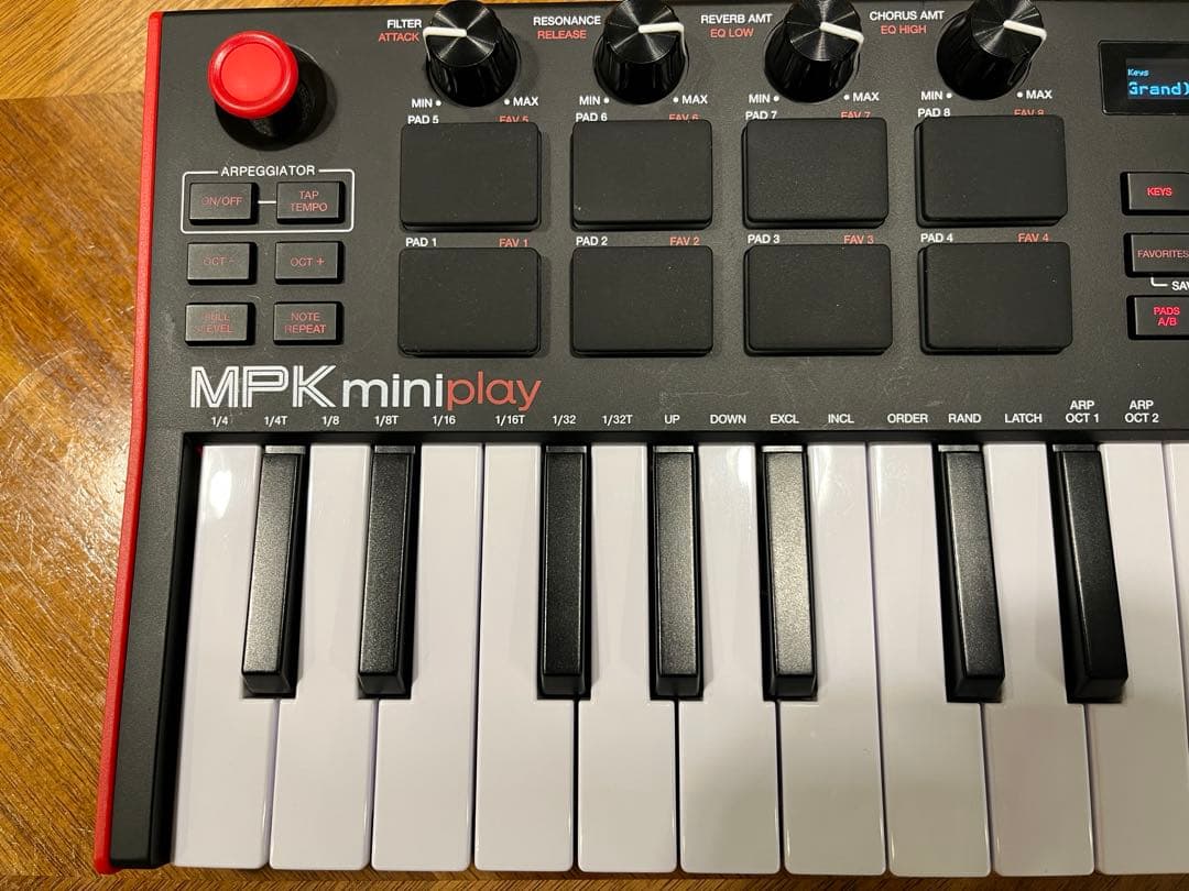 【美品】AKAI MPK mini play MIDIキーボード