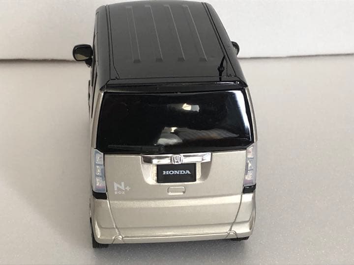 ホンダNボックスカラーサンプル