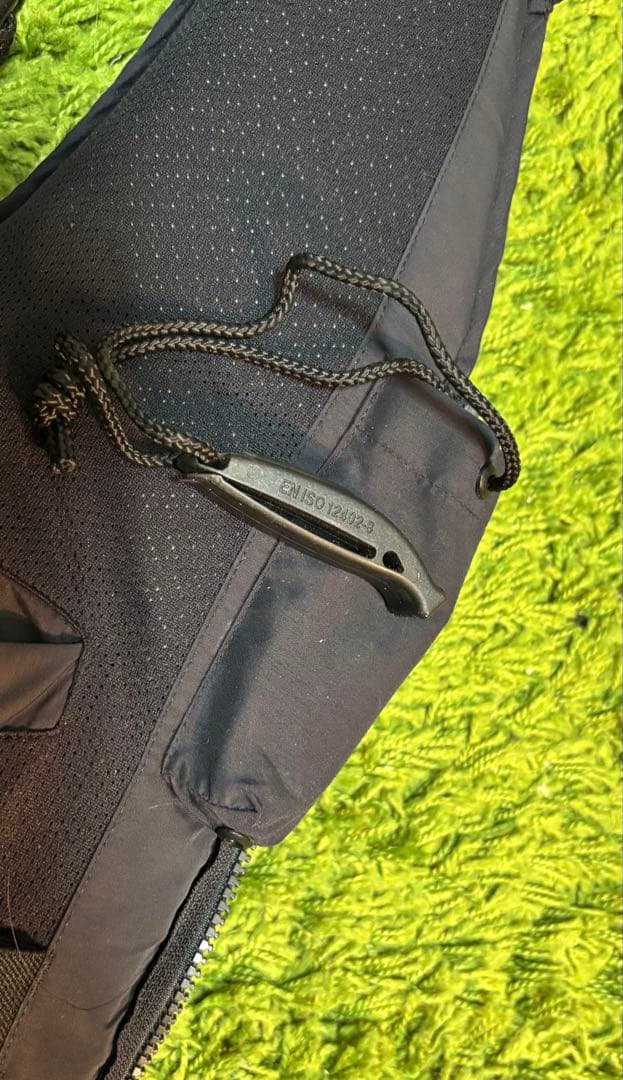 Daiwa ライフジャケット(枕付き) L サイズ　DF-3506 ブラック