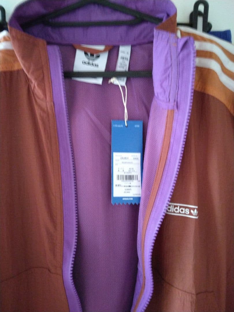 新品未使用　アディダス　メンズ　シャカシャカ　上下　Mサイズ　オリジナルス