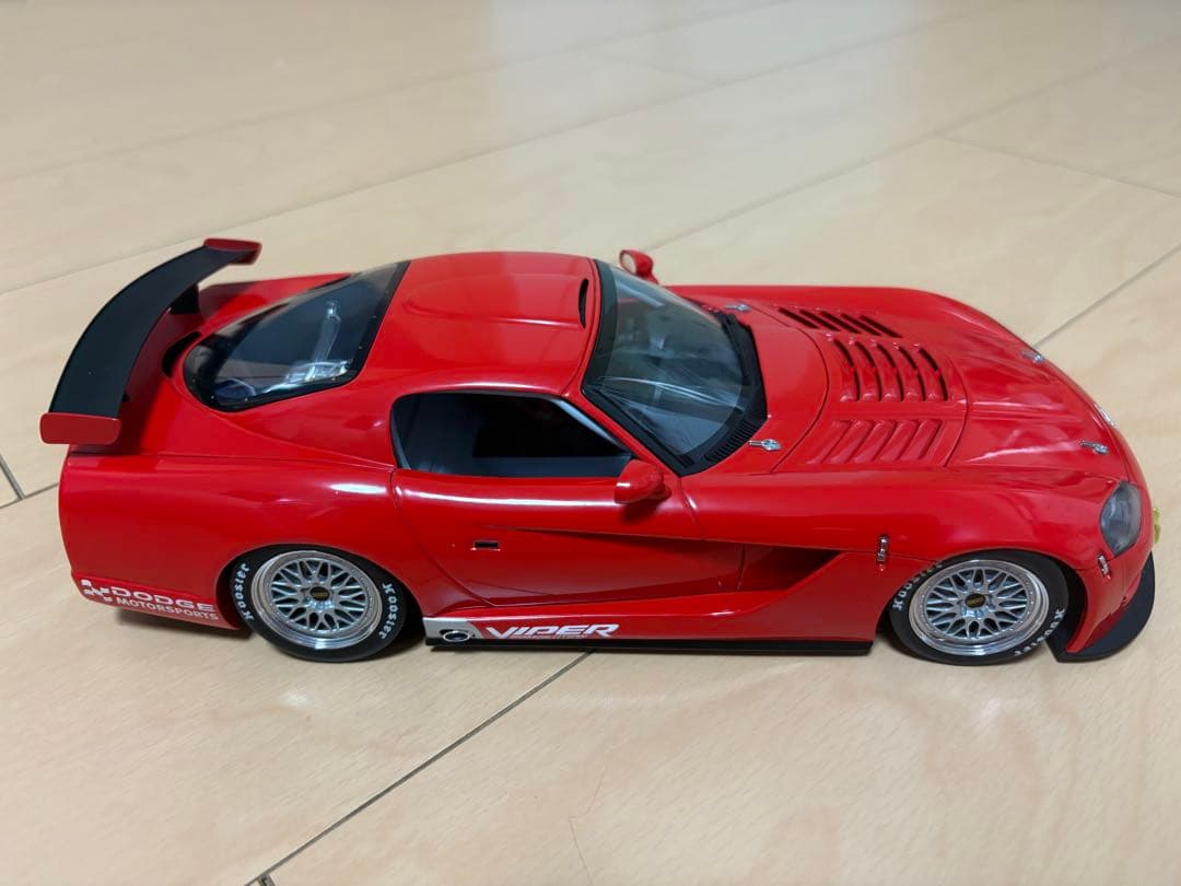 美品　1/18 オートアート ダッジ バイパー コンペティションプレーンボディ