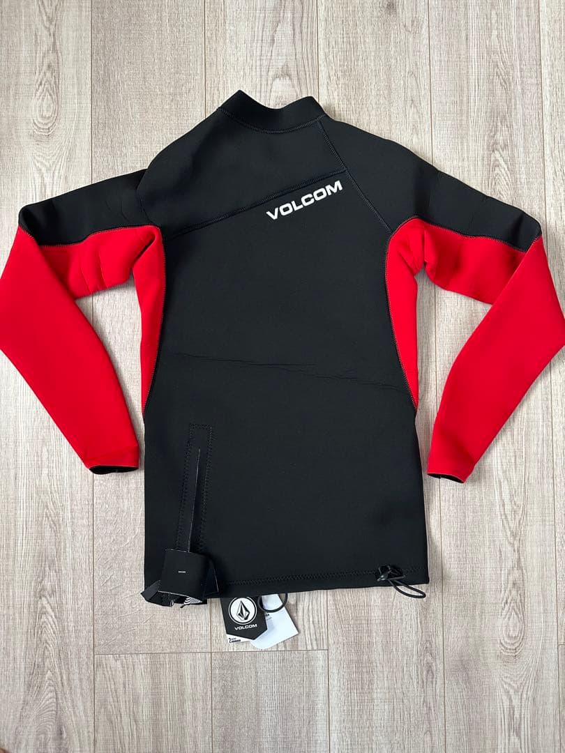 VOLCOM Mサイズ 2MM タッパー ウェットスーツ　新品未使用