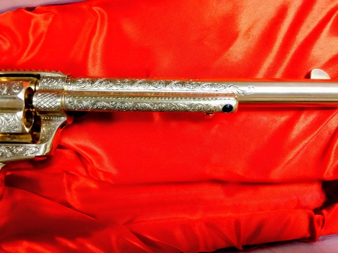 コルトSAAセオドア・ルーズベルト　金属製モデルガン（超美品）