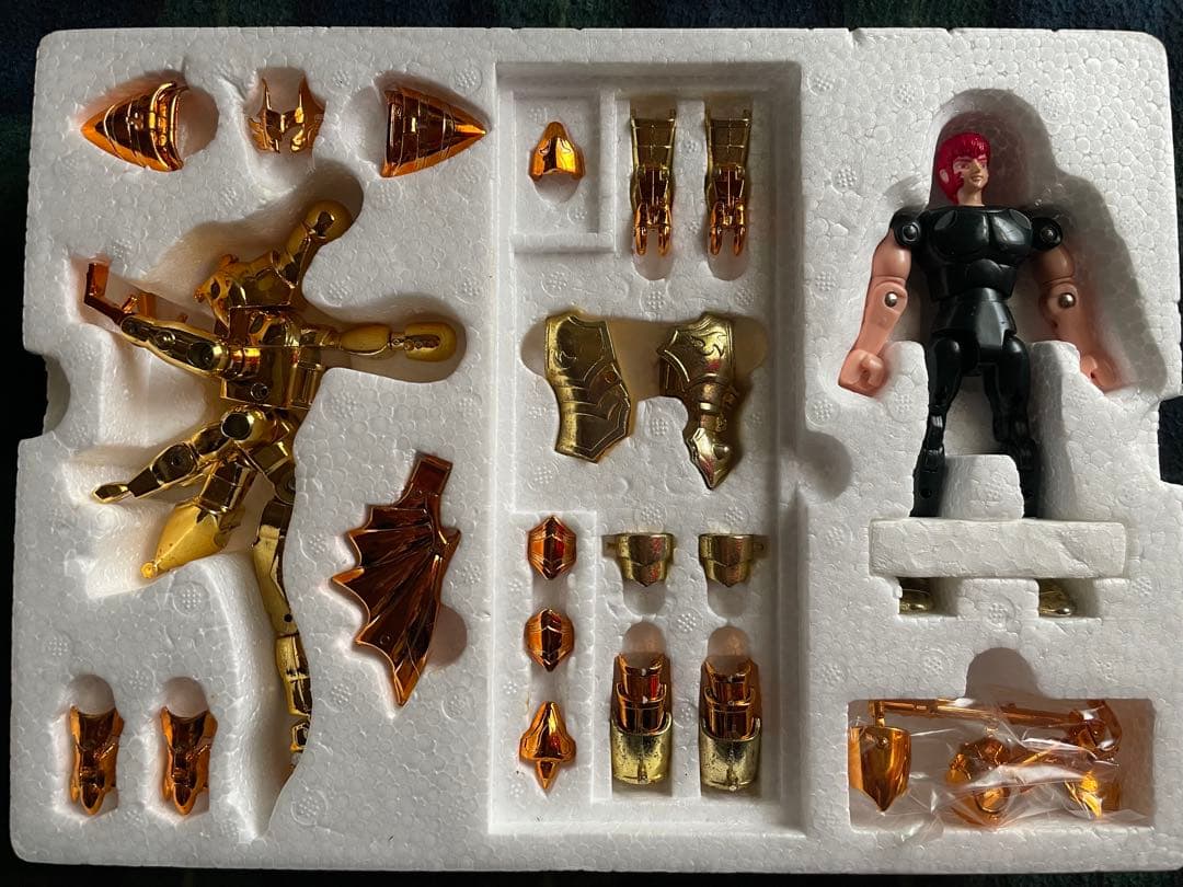 バンダイ 聖闘士星矢 海闘士鱗衣 スキュラ イオ スキュラスケイル