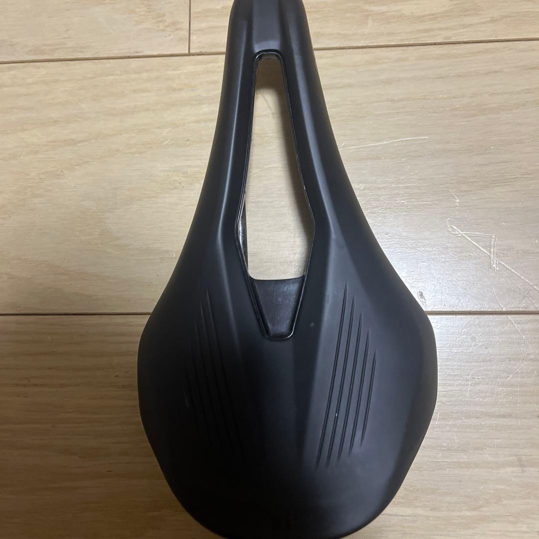 フィジーク fizik vento 140