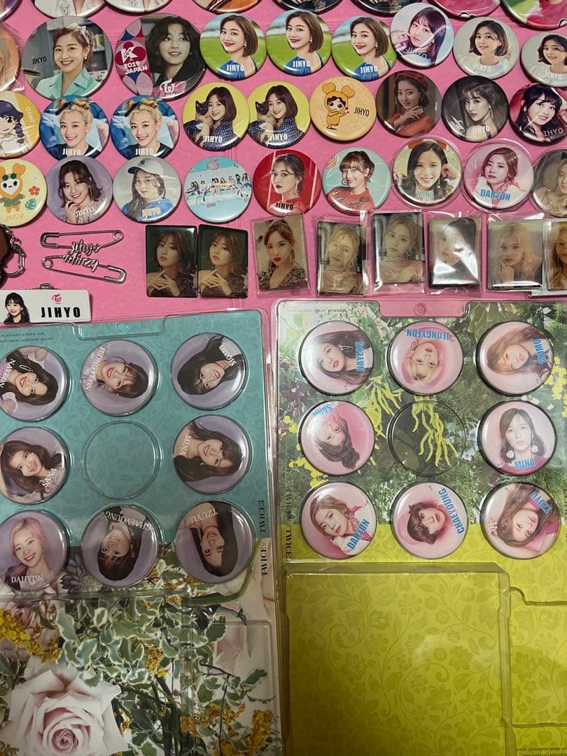 TWICE グッズ まとめ売り