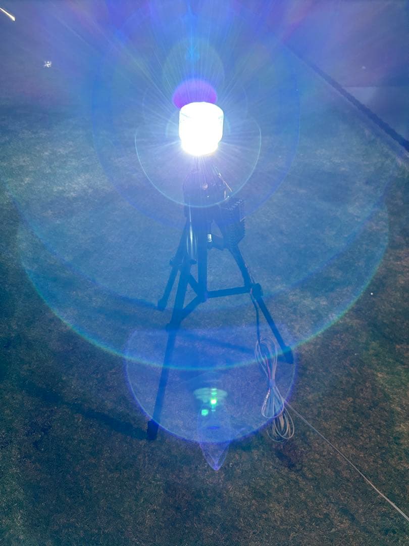 灯火採集　三脚型　ライトトラップ　HID 100w 紫外線放出加工済