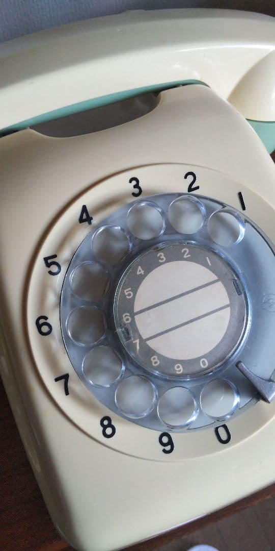 昭和レトロ電話機601-A2　アイボリー