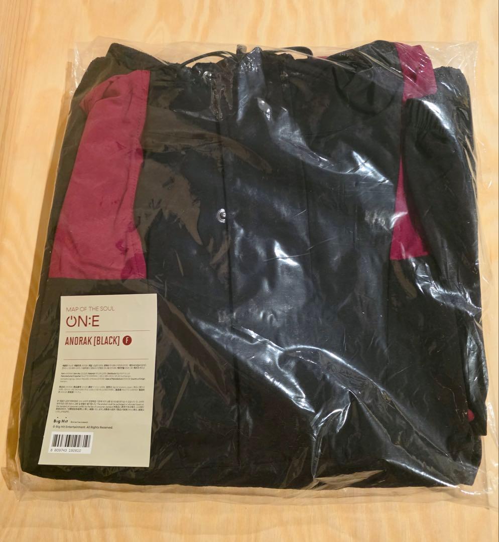 BTS MOS ON:E ユンギ SUGA 着用 アノラック　新品　フリーサイズ